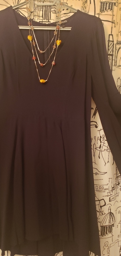 Dress - Picture 2 of 3